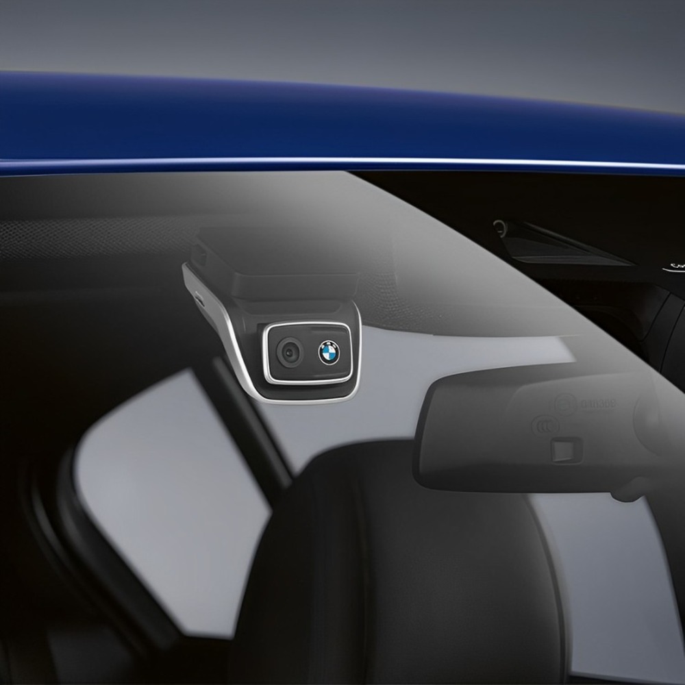 Lắp đặt camera hành trình BMW Lắp đặt camera hành trình BMW