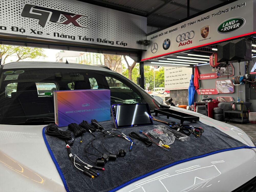 Lắp đặt màn hình Android uy tín tại GTX Auto Care