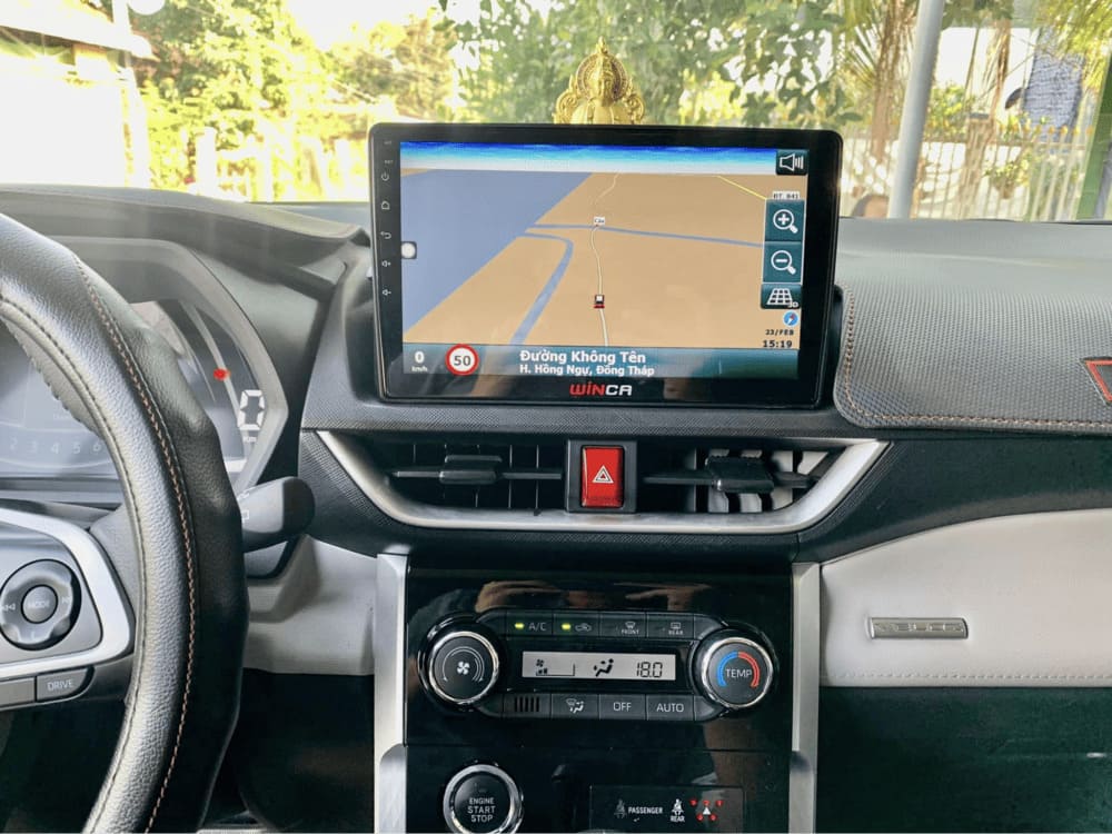 Lắp đặt màn hình WInca