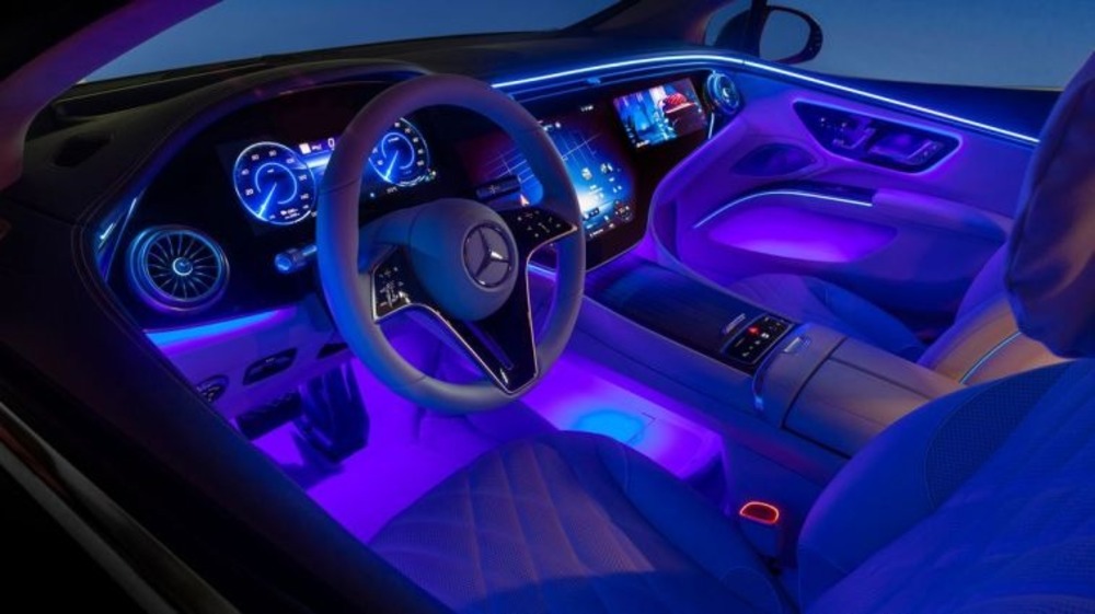 LED viền Ambient Lighting giúp nội thất sang trọng LED viền Ambient Lighting giúp nội thất sang trọng