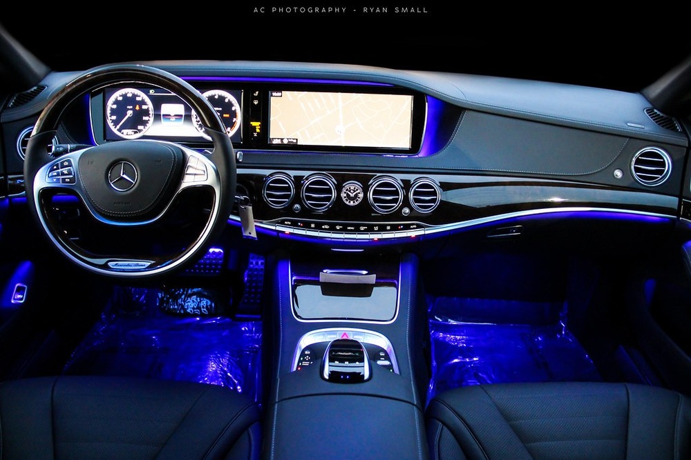 LED viền nội thất Mercedes Ambient Lighting 