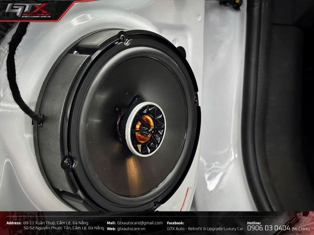 Loa JBL giúp tạo chất âm mạnh mẽ
