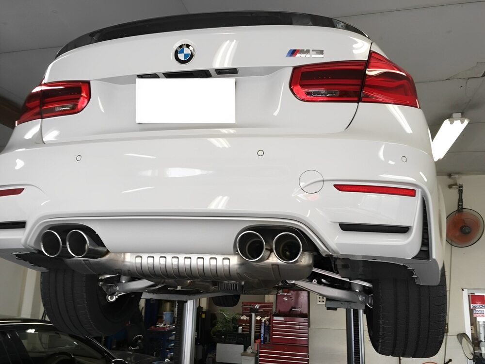 Lợi ích bất ngờ khi BMW độ pô Lợi ích bất ngờ khi BMW độ pô