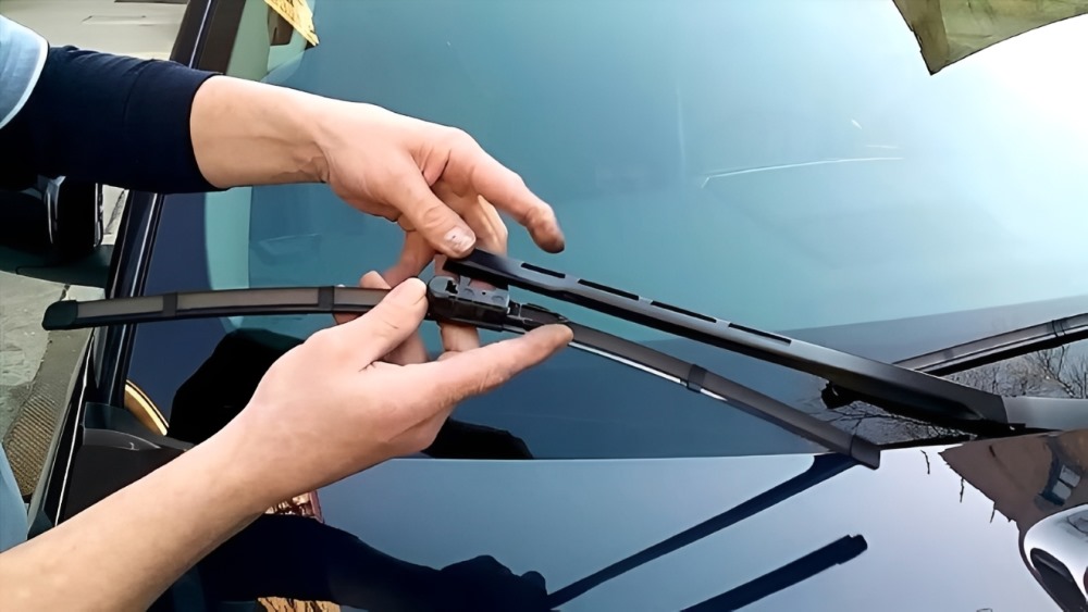 Lời khuyên để lựa chọn gạt mưa đúng cho từng dòng xe