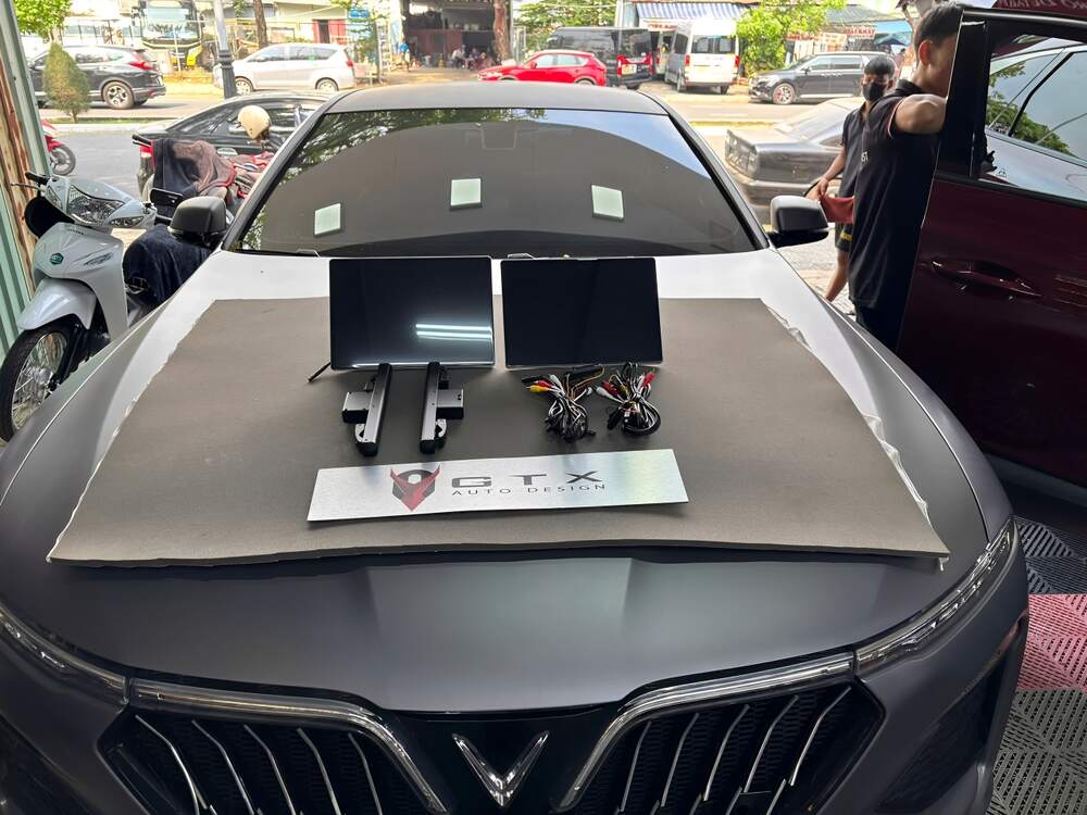 Lựa chọn đơn vị lắp đặt màn hình ô tô chuyên nghiệp