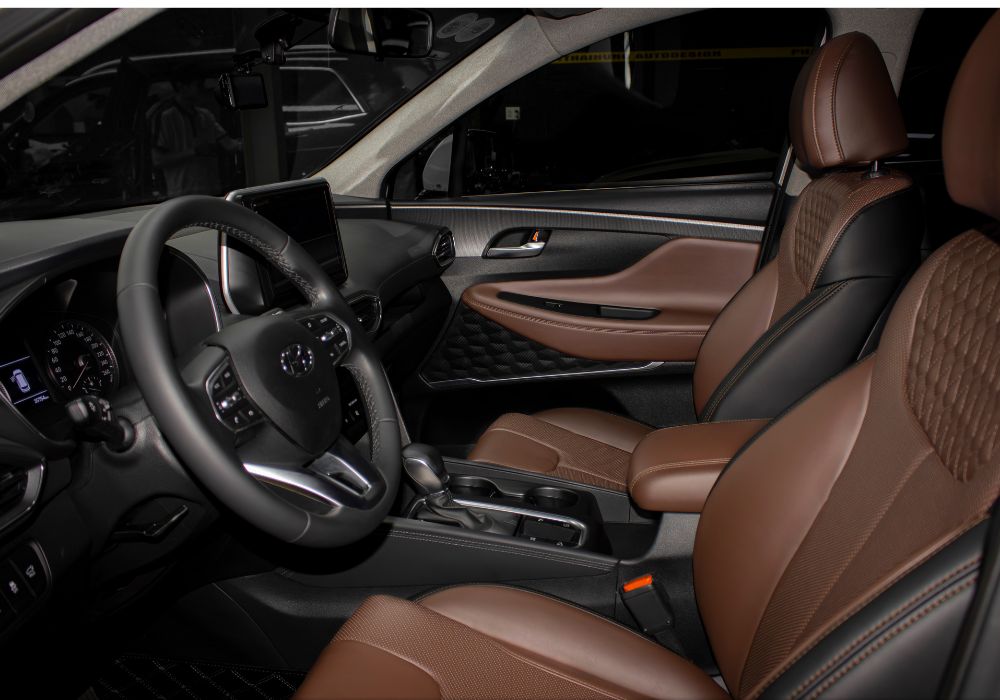 Lý do nên đổi màu nội thất Santafe