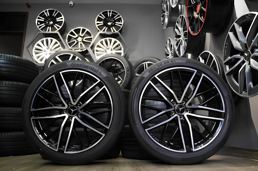 Mâm Xe Mercedes GLC43 21 Inch AMG Cross Spoke