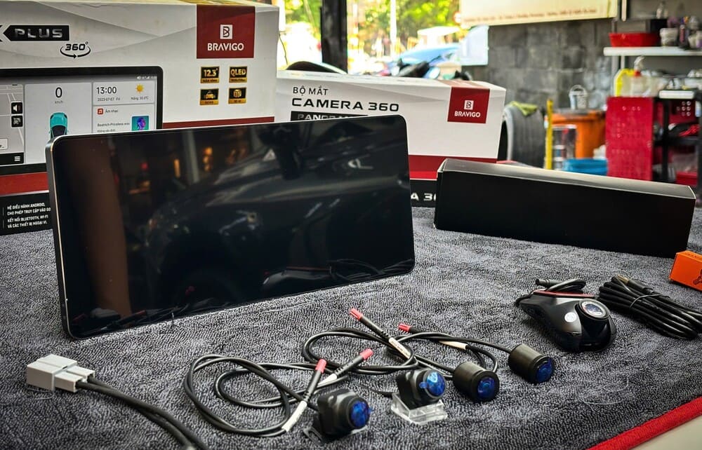 Màn hình ô tô i10