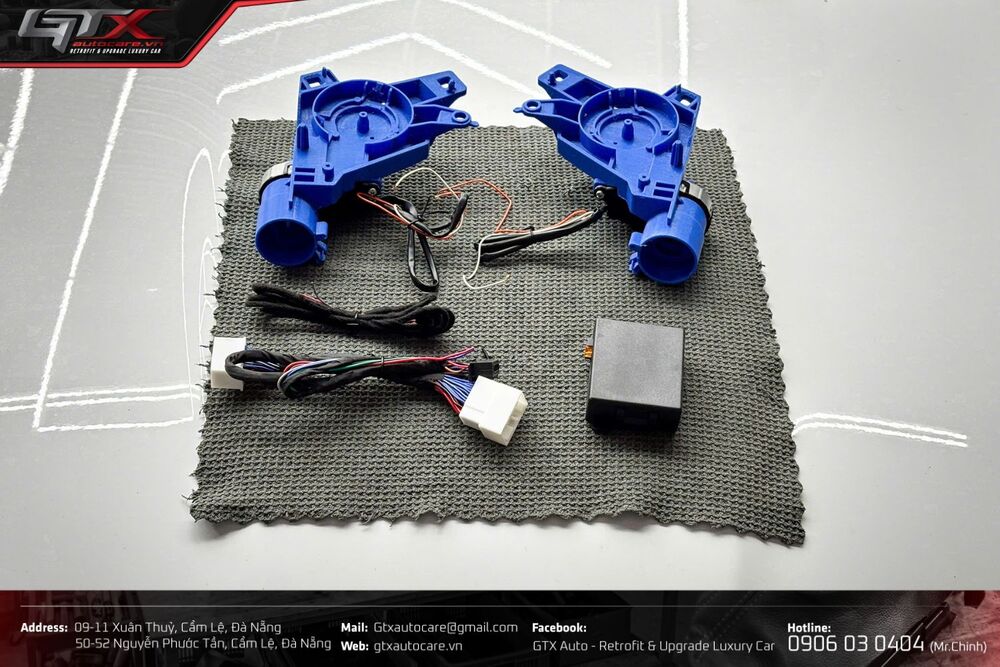 Một bộ kit đầy đủ để tự động gập gương lên kính