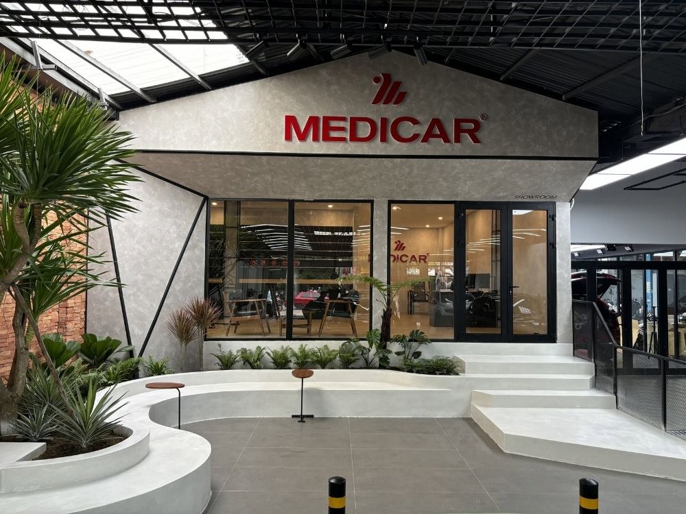 Mua gạt mưa ô tô tại Medicar Auto