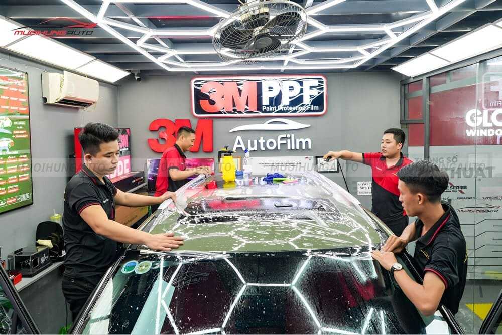 Mười Hùng Auto - Trung tâm dán phim cách nhiệt ô tô Uy tín - Tận tâm - Chuyên nghiệp