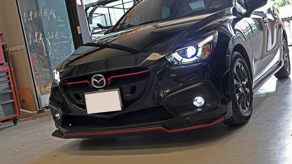 Nâng cấp body kit cho Mazda 2