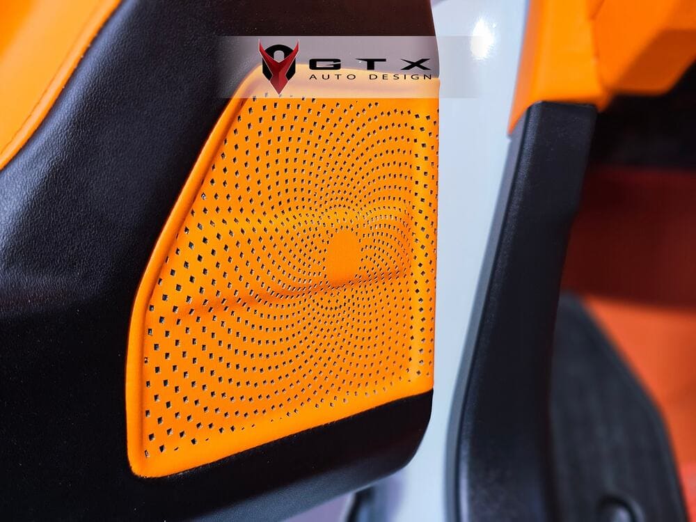 Nâng cấp loa cánh cho xe Suzuki Jimny