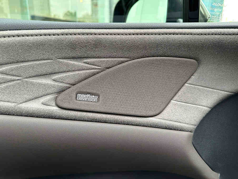 Nâng cấp loa tại GTX Auto Care