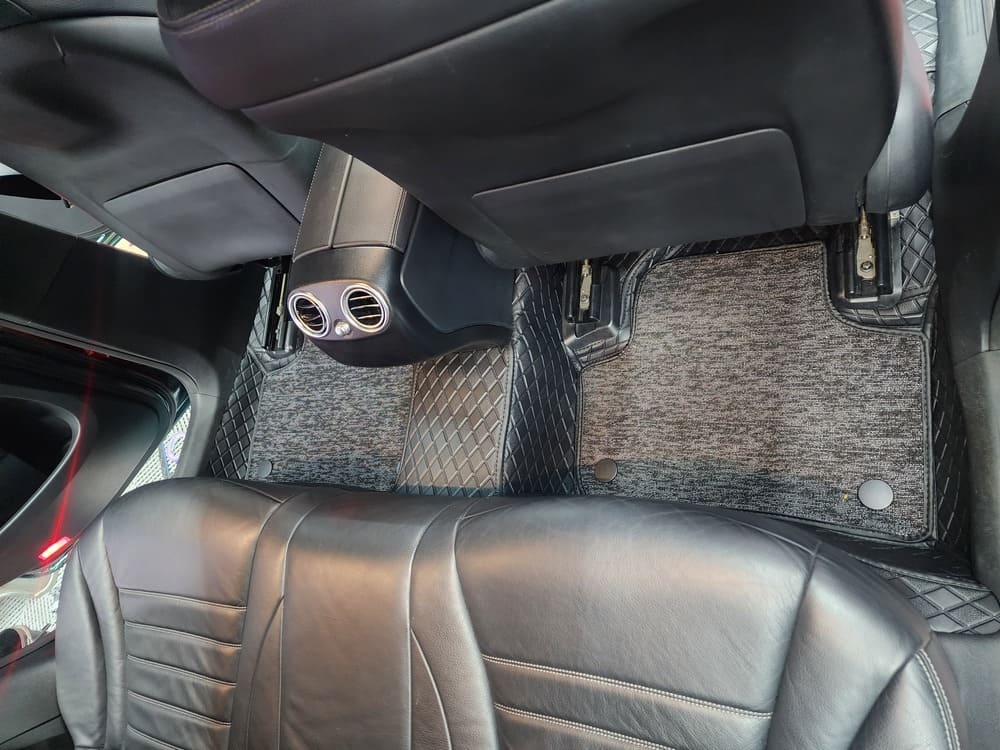 Nâng tầm nội thất xe ô tô