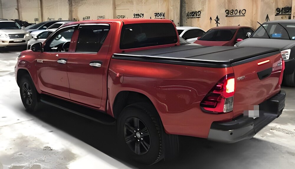 nắp thùng cuộn xe bán tải