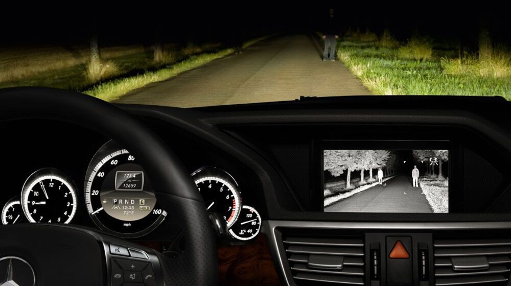 Night View Assist là công nghệ gì?