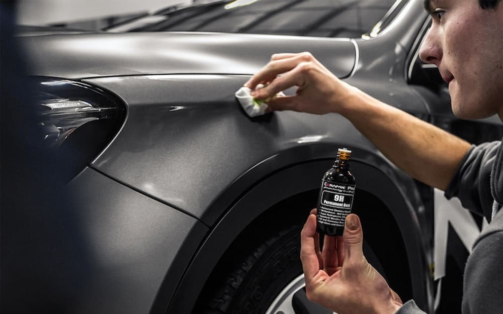 Phủ Ceramic bảo vệ lớp sơn xe hiệu quả