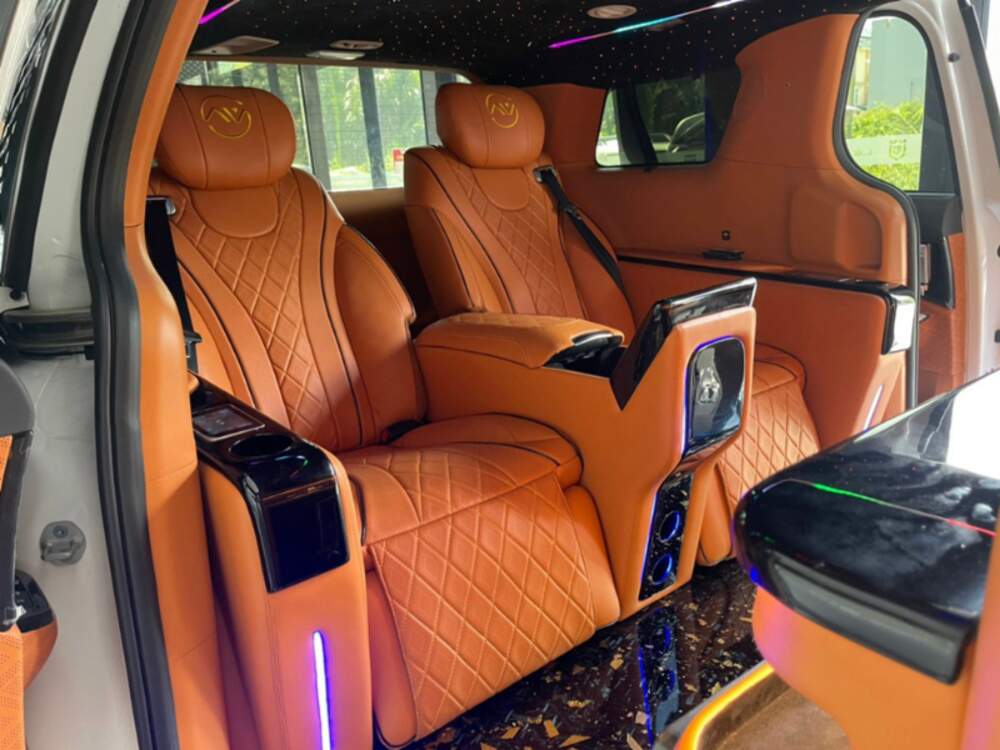 Quy trình độ ghế Limousine Kia Sedona tại GTX Auto Care