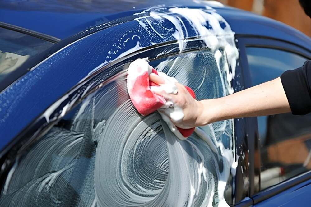 Rửa xe sai cách