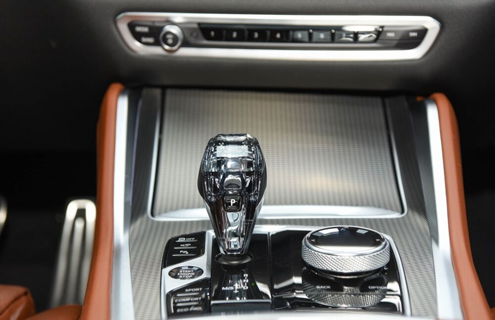 Sản phẩm cần số pha lê xe BMW chính hãng