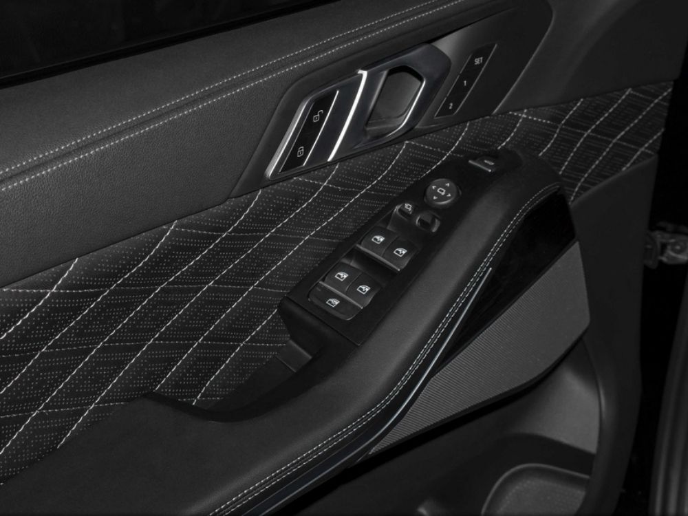 Sơn đổi màu các chi tiết nhỏ S500