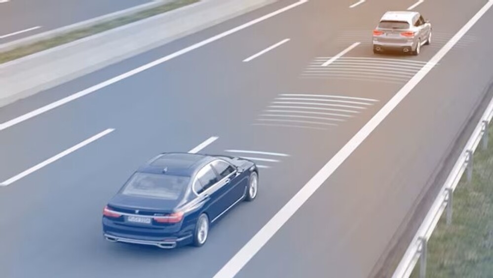 Sự khác biệt của ACC với Cruise Control thông thường