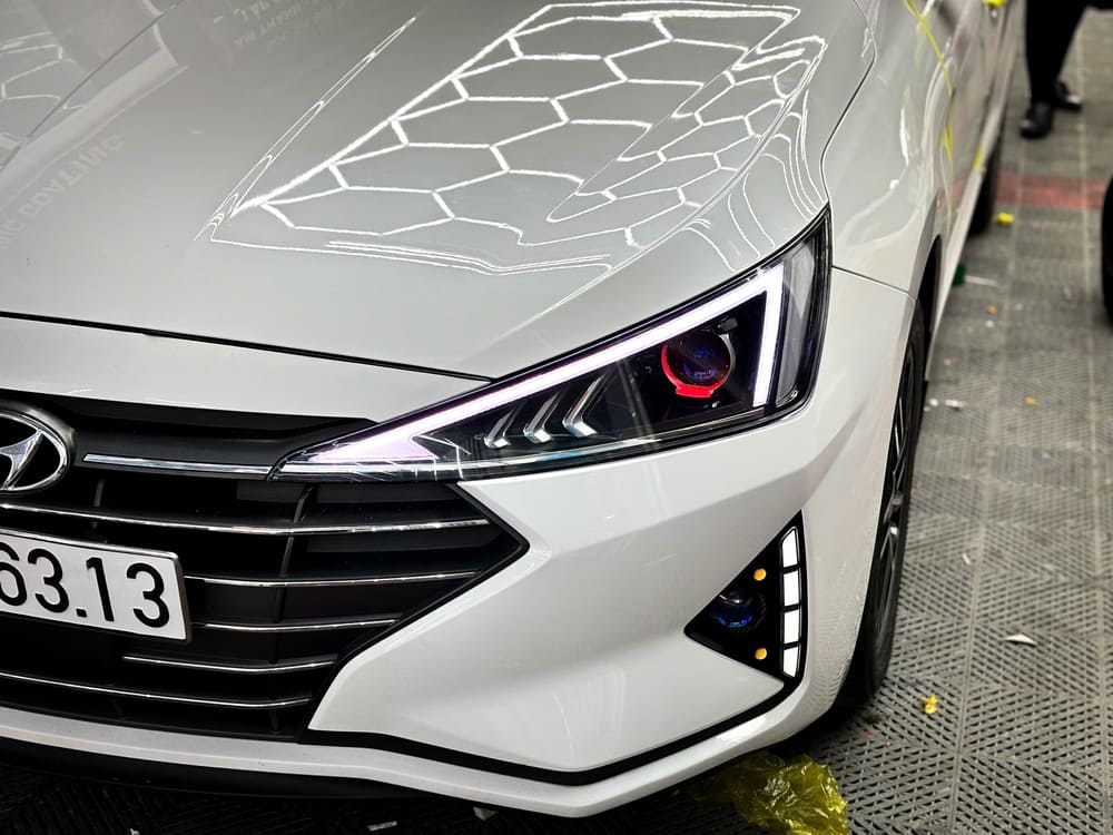 Tạo diện mạo mới cho xe