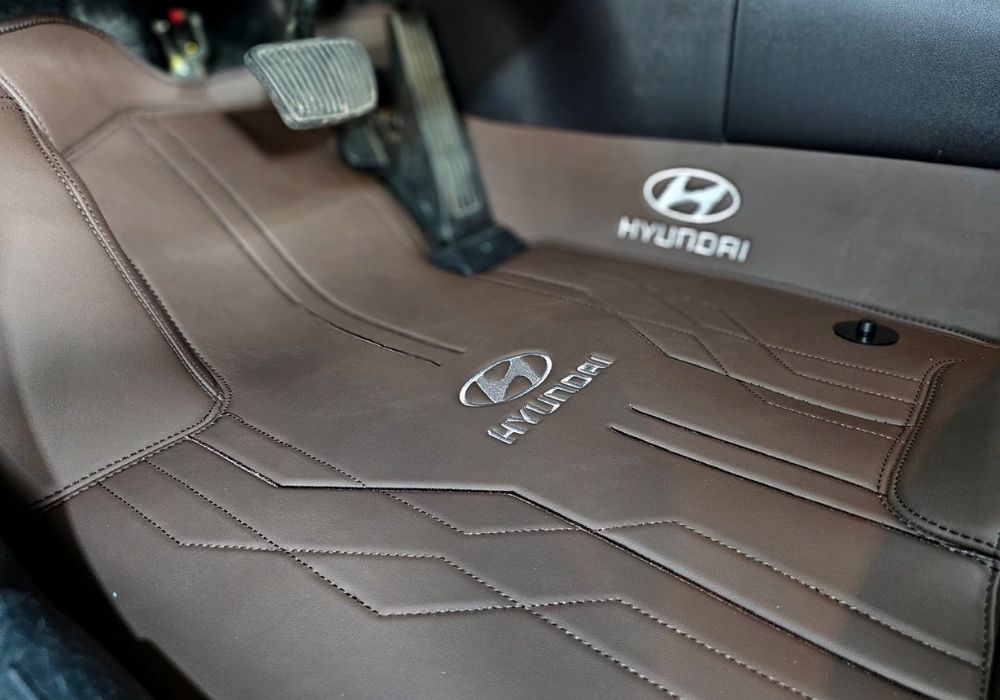 Thảm sàn da Hyundai Santafe