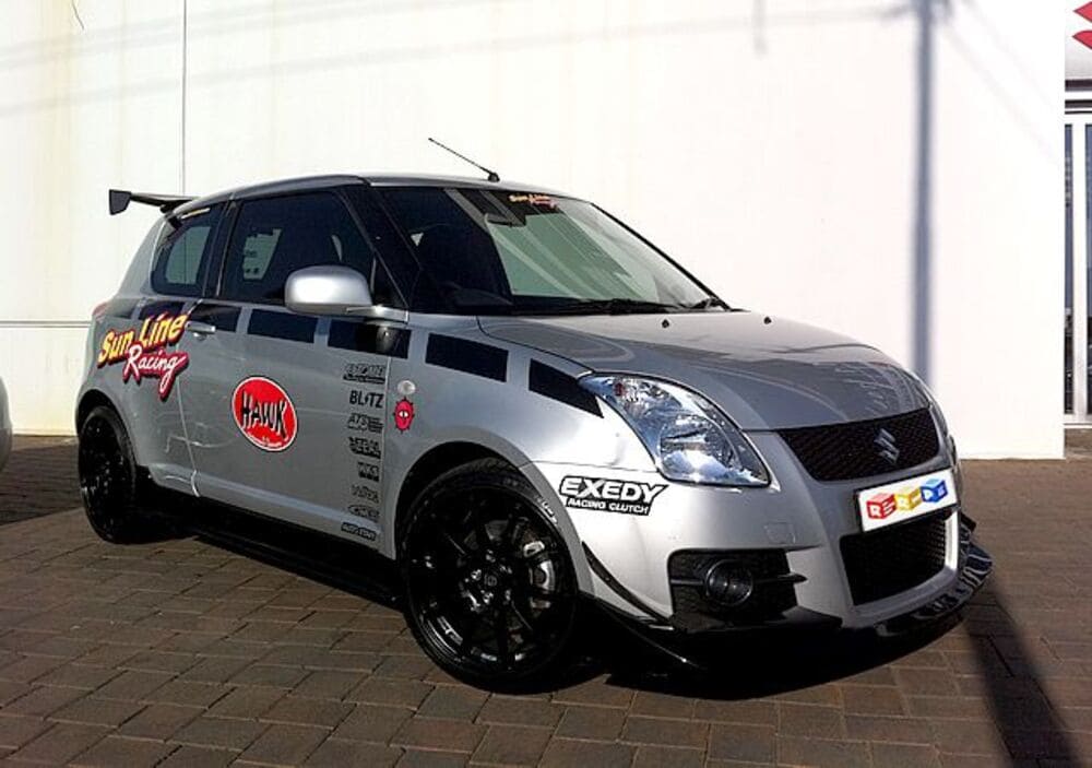 Thành phần của một bộ body kit Suzuki Swift