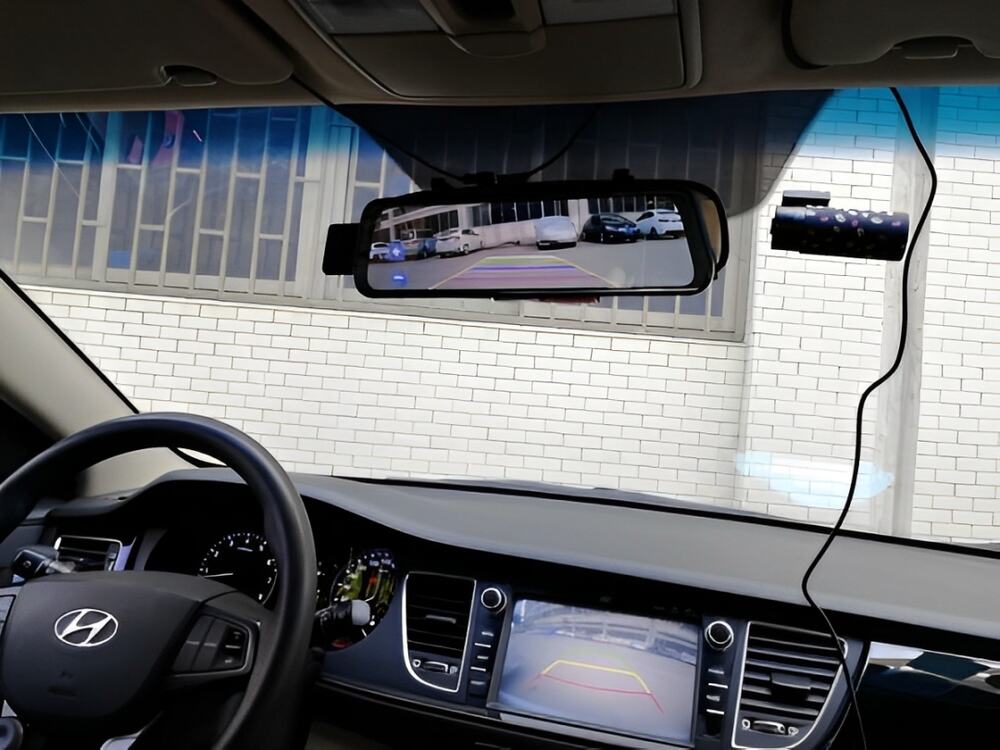 Thiết bị camera hành trình Acumen tiện ích