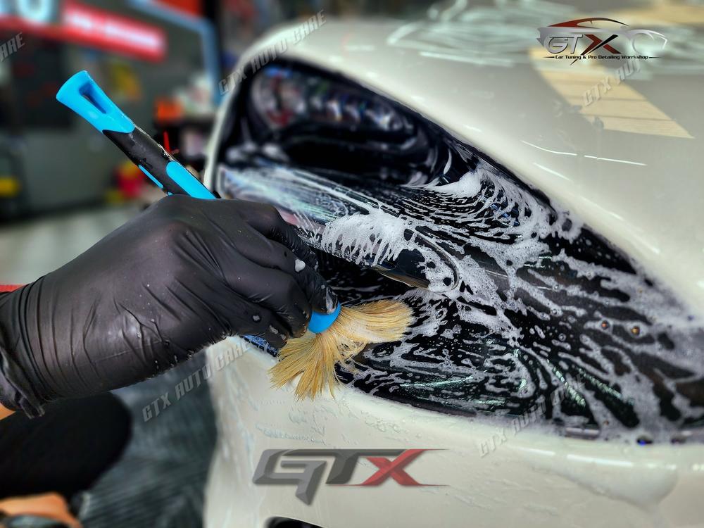 Thời gian chăm sóc xe ô tô mất bao lâu