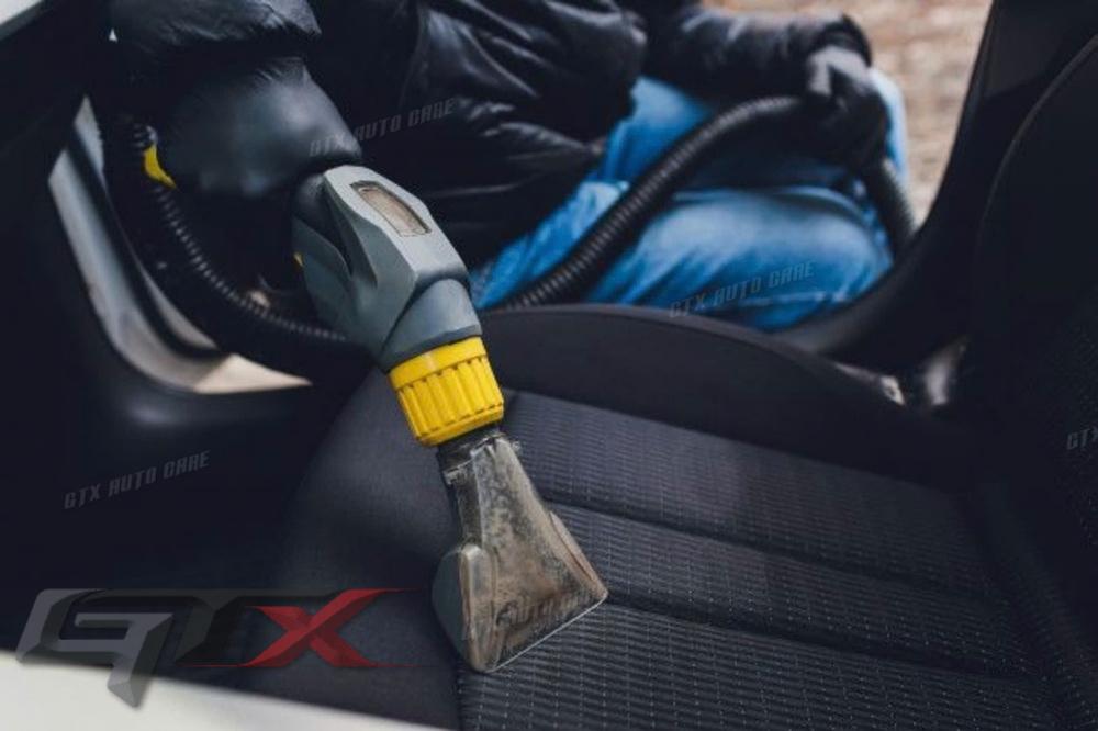 Thường xuyên hút bụi và giặt thảm