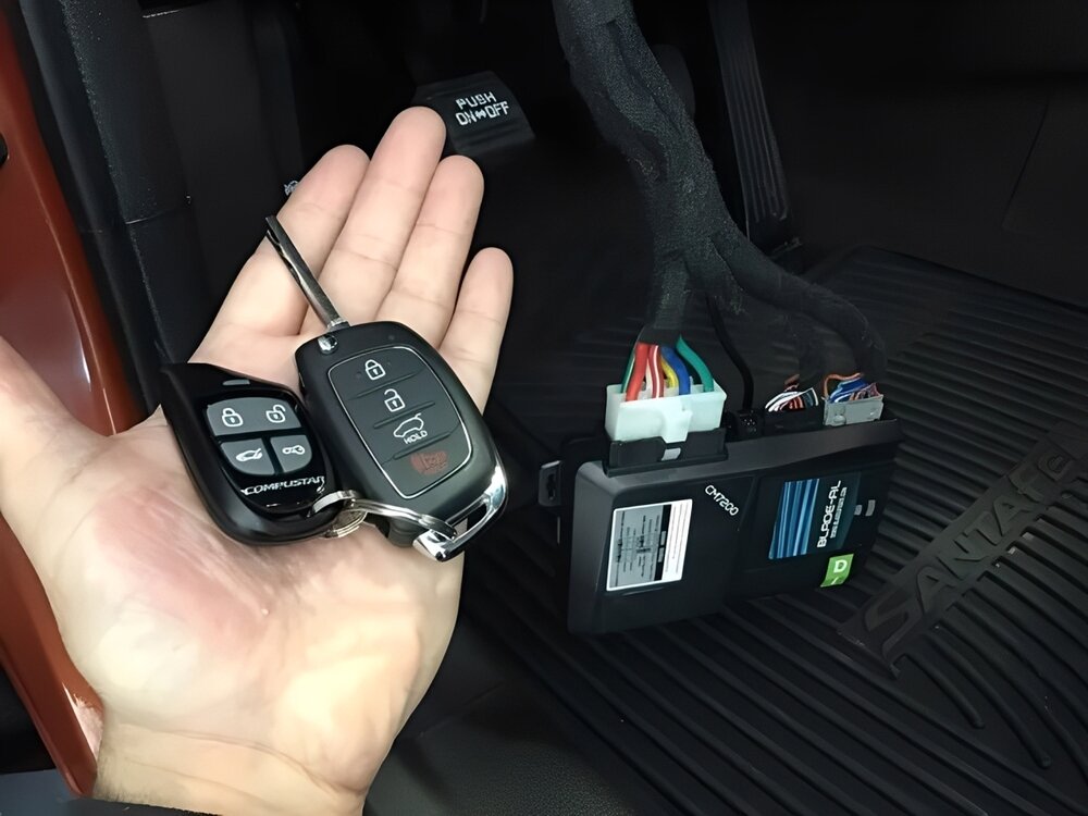 Tìm hiểu về bộ đề nổ từ xa Santafe