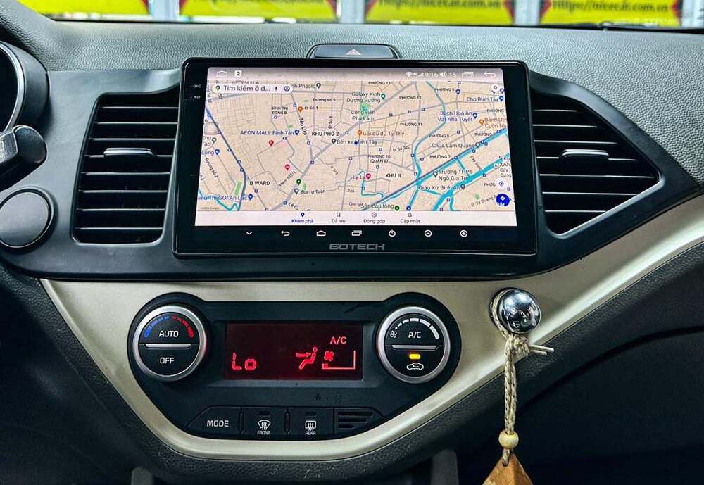 Tính năng hỗ trợ lái xe, chỉ đường