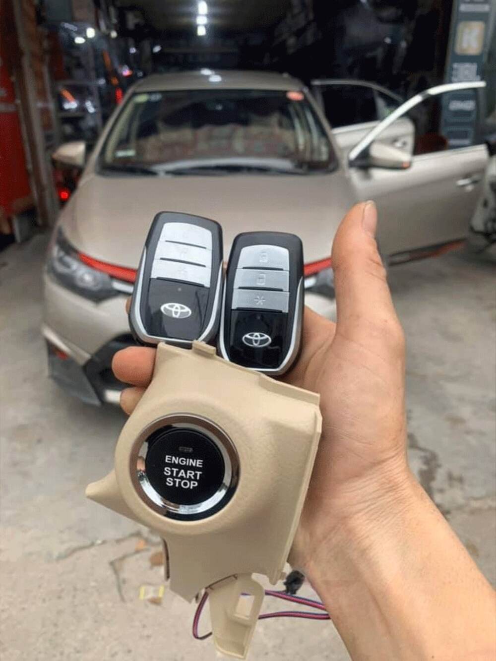 Tính năng khởi động xe Start/Stop 
