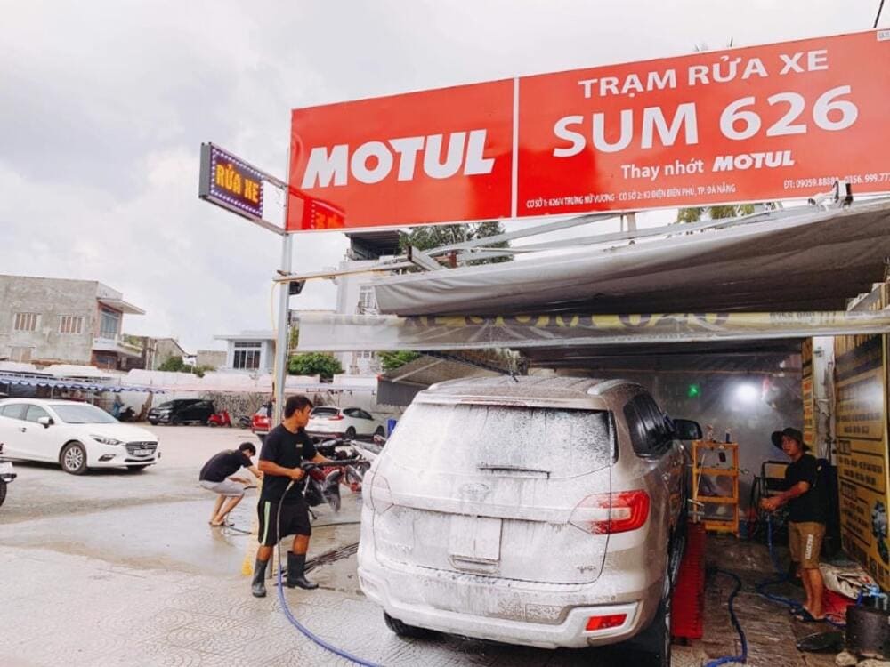 Vệ sinh ô tô tại Sum 626 Đà Nẵng