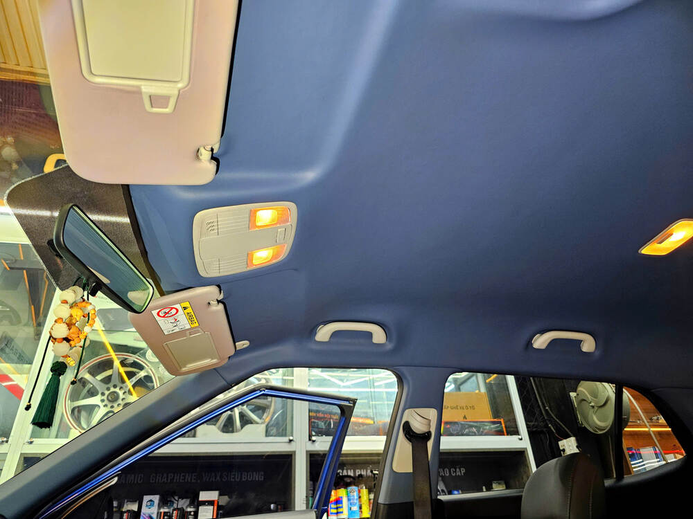 Trần da ô tô màu xanh đậm