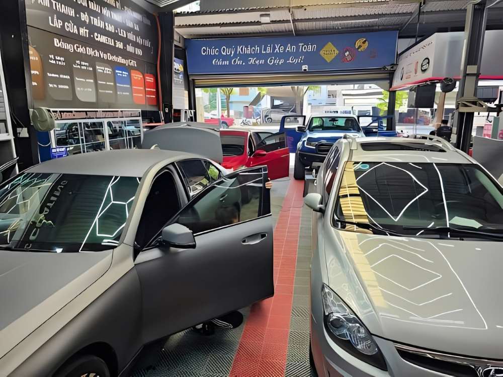 Trung tâm dán phim cách nhiệt cho ô tô uy tín tại Đà Nẵng