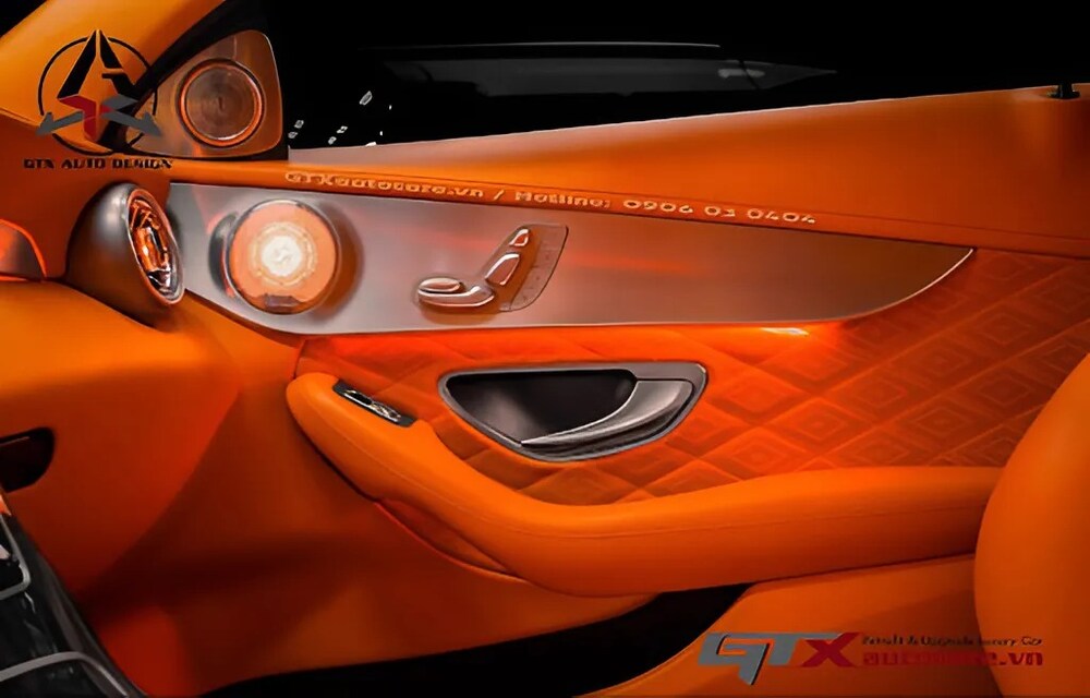 Trung tâm lắp đặt loa xoay 3D cho Mercedes