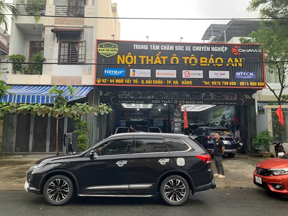 Vệ sinh nội thất ô tô Bảo An