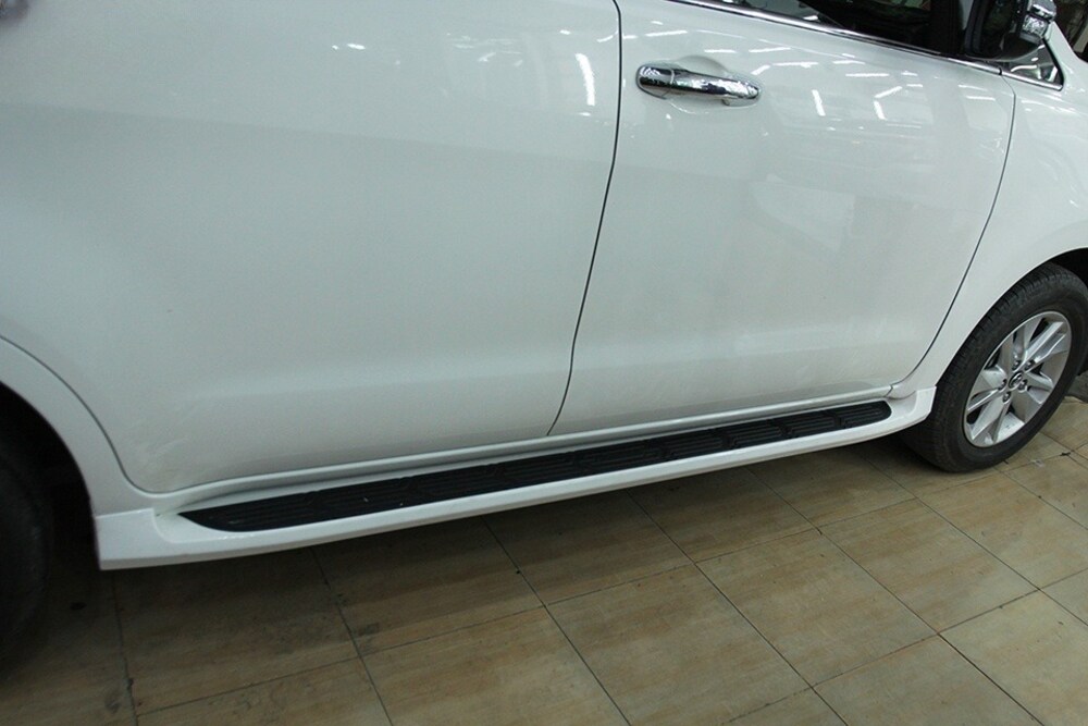 Vì sao nên lắp bệ bước chân innova