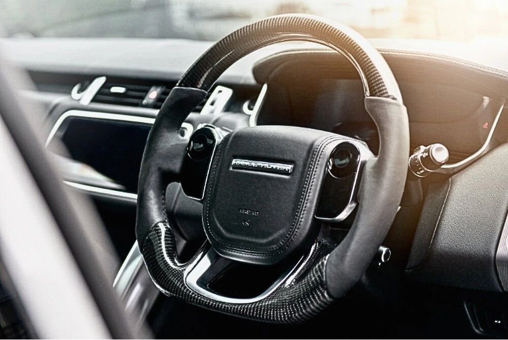 Vô lăng xe Range Rover đã nâng cấp