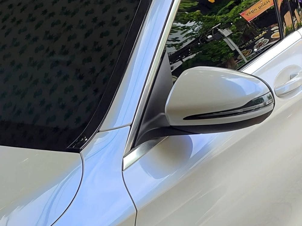 Wrap phần gương chiếu hậu của xe