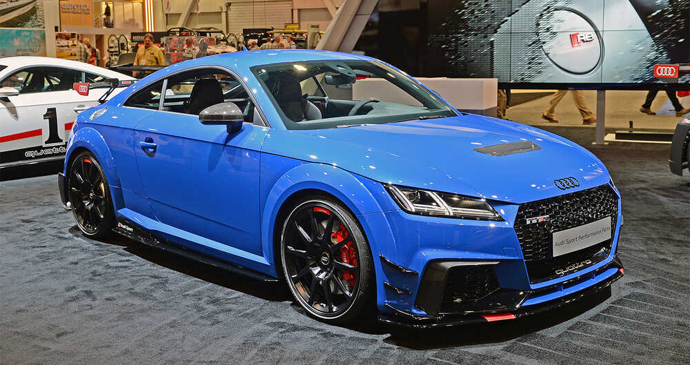 Xe Audi TT độ body kit